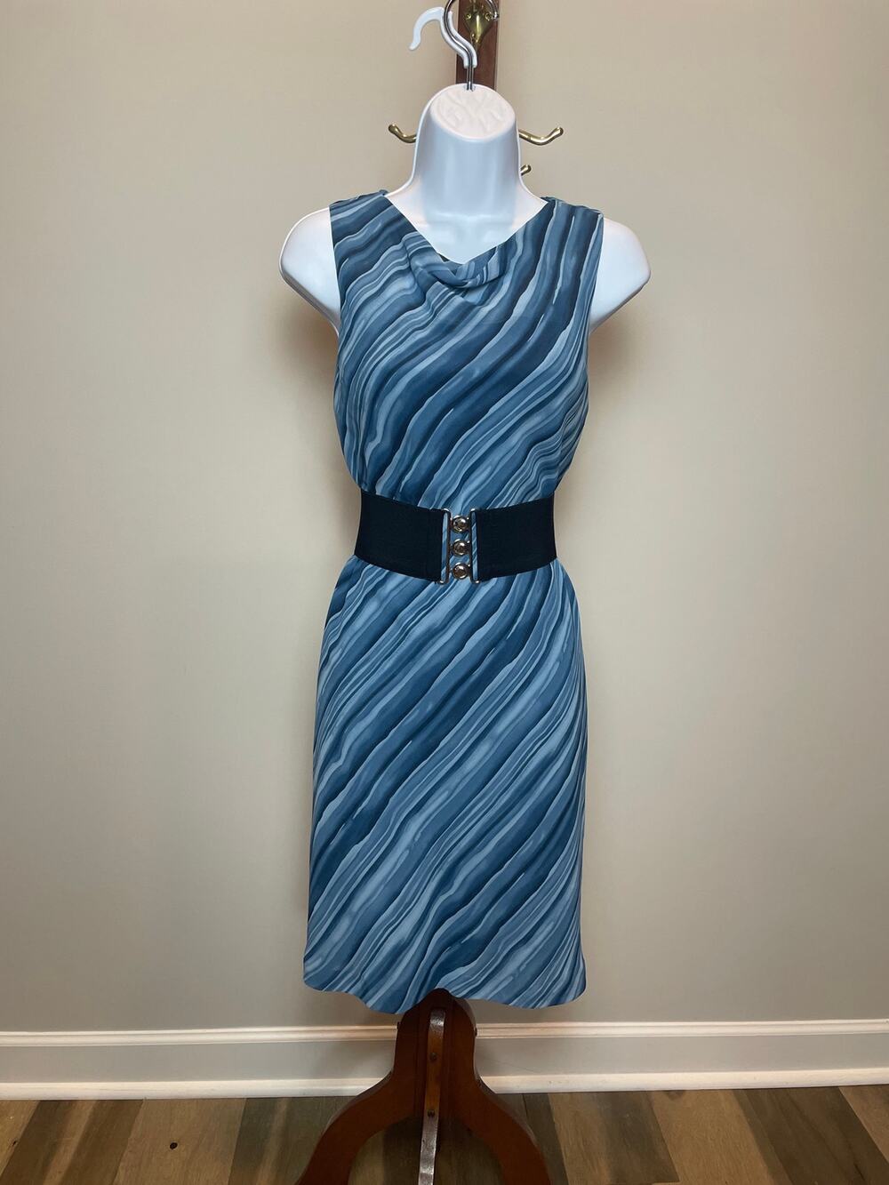 Rena Rowan Monochromatic Blue Chiffon Sheath Dress Size 4